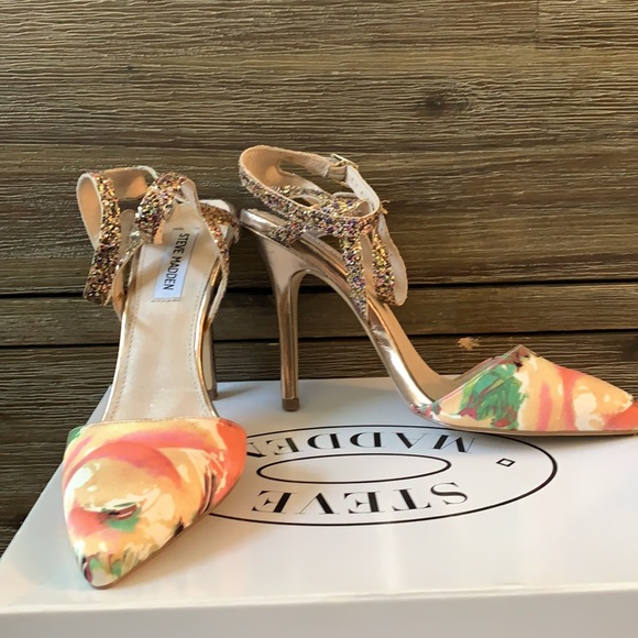 ✨Steve Madden Size 8.5 - Picture 3 of 3